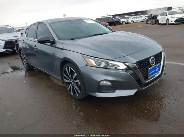1N4BL4CVXNN375229 2022 NISSAN ALTIMA - Image 1