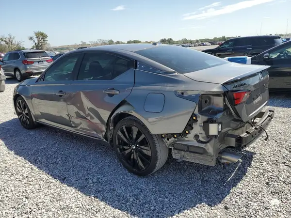 1N4BL4CVXNN377224 2022 NISSAN ALTIMA - Image 2