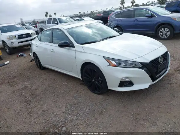 1N4BL4CVXNN381273 2022 NISSAN ALTIMA - Image 1