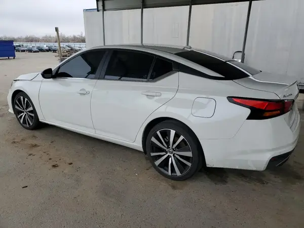1N4BL4CVXNN384142 2022 NISSAN ALTIMA - Image 2