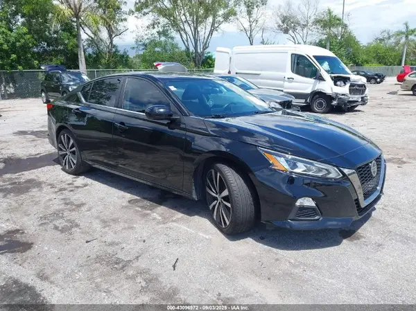 1N4BL4CVXNN397263 2022 NISSAN ALTIMA - Image 1