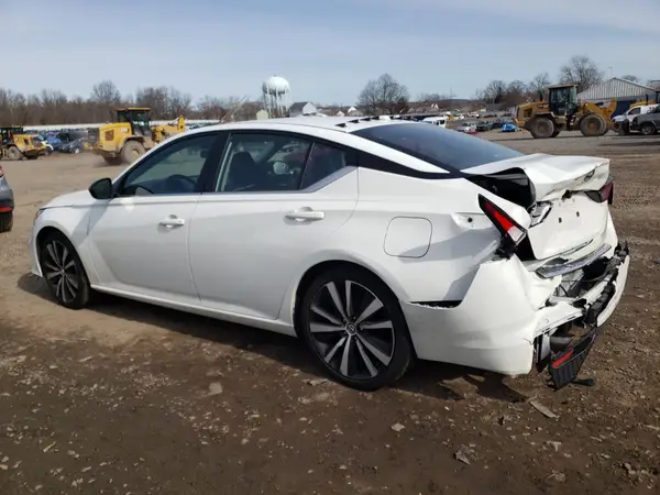 1N4BL4CVXNN411792 2022 NISSAN ALTIMA - Image 2