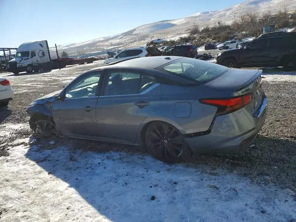 1N4BL4CVXNN415048 2022 NISSAN ALTIMA - Image 2