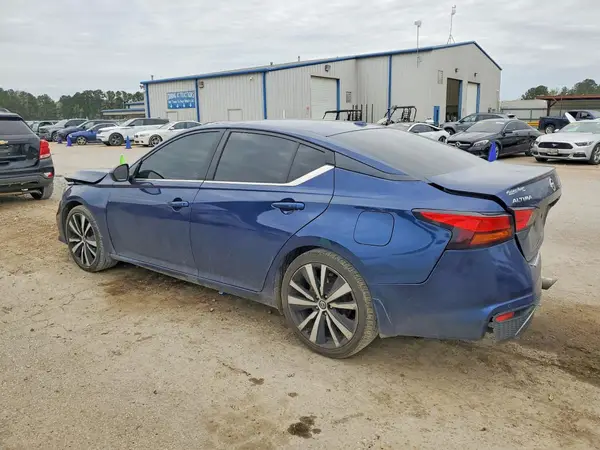 1N4BL4CVXNN416068 2022 NISSAN ALTIMA - Image 2