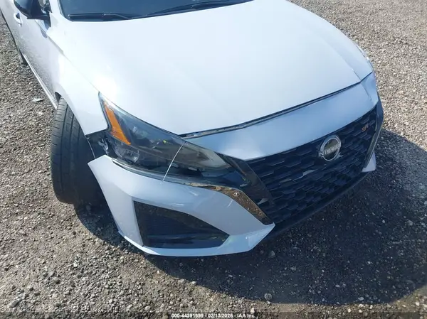 2023 NISSAN ALTIMA auction photo 6