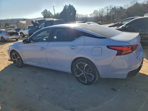 1N4BL4CVXPN352424 2023 NISSAN ALTIMA - Image 2