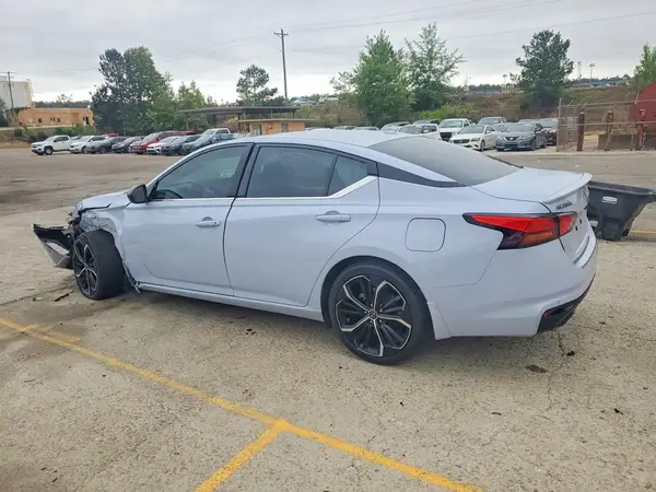 1N4BL4CVXPN357705 2023 NISSAN ALTIMA - Image 2