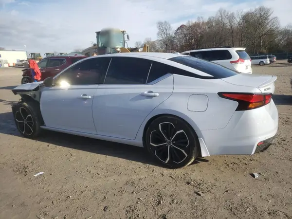 1N4BL4CVXPN397475 2023 NISSAN ALTIMA - Image 2