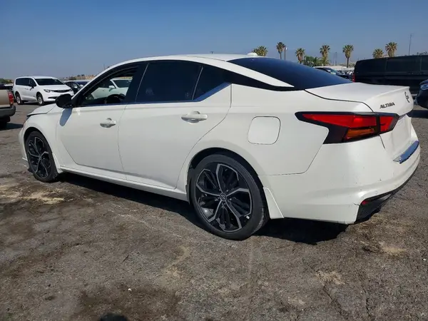 1N4BL4CVXPN422875 2023 NISSAN ALTIMA - Image 2