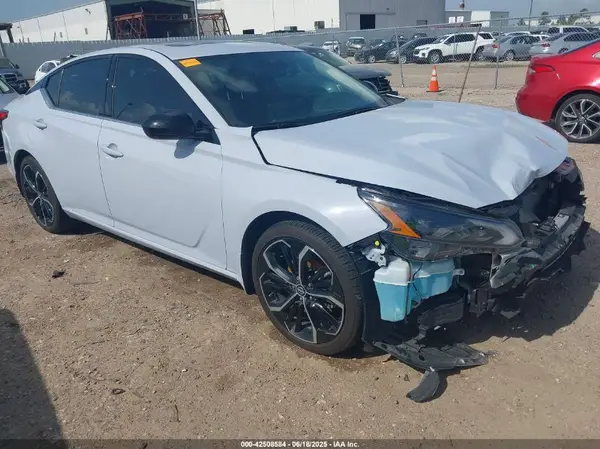 1N4BL4CVXRN325355 2024 NISSAN ALTIMA - Image 1