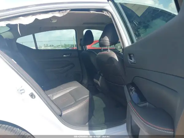 1N4BL4CVXRN325355 2024 NISSAN ALTIMA - Image 8