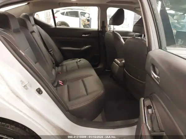 1N4BL4CVXRN325582 2024 NISSAN ALTIMA - Image 8