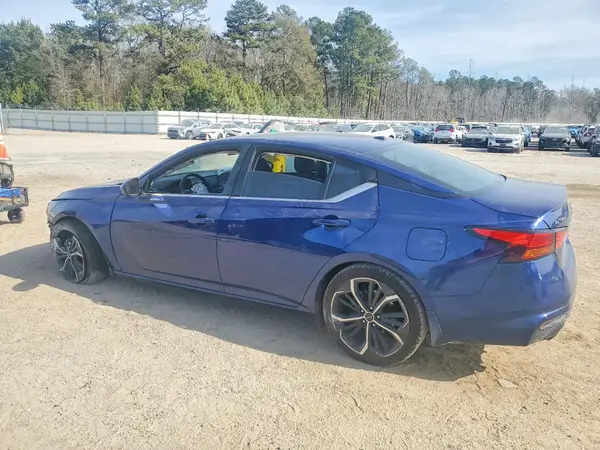 1N4BL4CVXRN326313 2024 NISSAN ALTIMA - Image 2