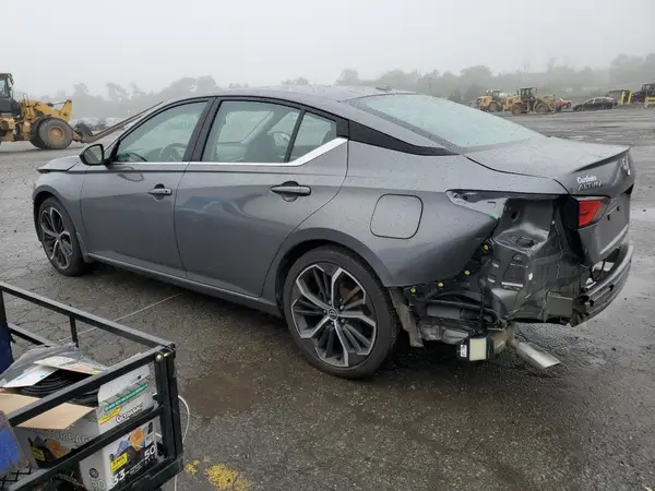 1N4BL4CVXRN331463 2024 NISSAN ALTIMA - Image 2