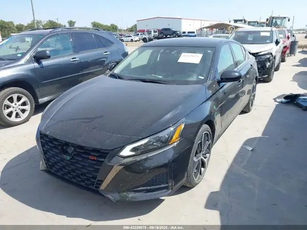 1N4BL4CVXRN331706 2024 NISSAN ALTIMA - Image 2
