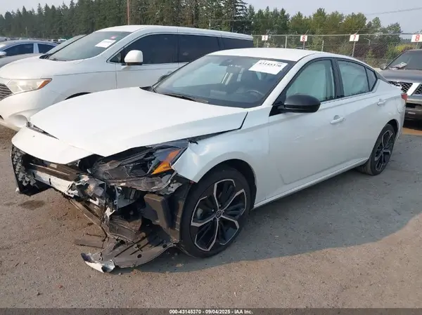 1N4BL4CVXRN337456 2024 NISSAN ALTIMA - Image 2