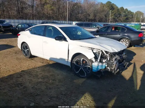 1N4BL4CVXRN342513 2024 NISSAN ALTIMA - Image 1