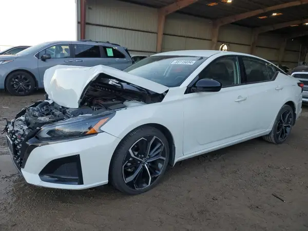 1N4BL4CVXRN349865 2024 NISSAN ALTIMA - Image 1