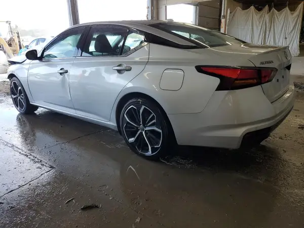 1N4BL4CVXRN361739 2024 NISSAN ALTIMA - Image 2