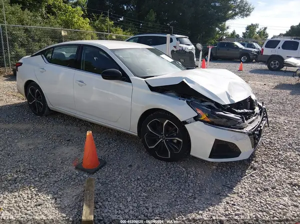 1N4BL4CVXRN368688 2024 NISSAN ALTIMA - Image 1