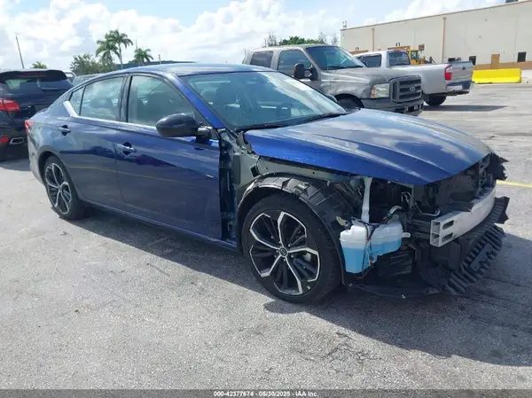 1N4BL4CVXRN383417 2024 NISSAN ALTIMA - Image 1