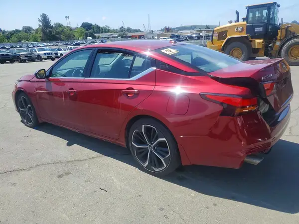 1N4BL4CVXRN399715 2024 NISSAN ALTIMA - Image 2