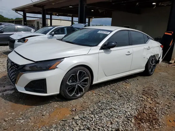 1N4BL4CVXRN403259 2024 NISSAN ALTIMA - Image 1