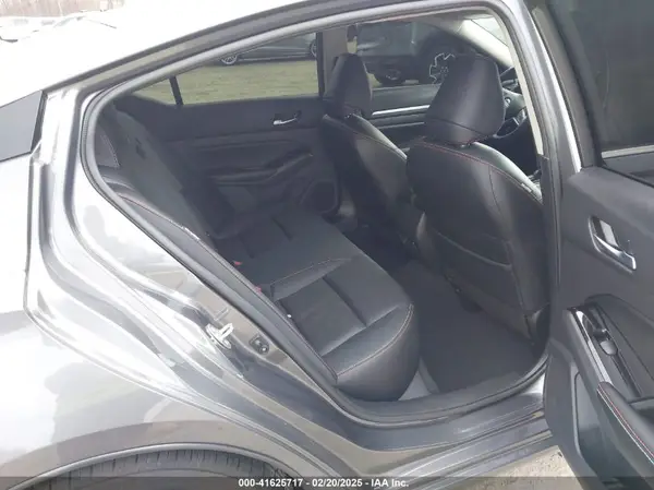 1N4BL4CVXRN417520 2024 NISSAN ALTIMA - Image 8