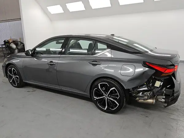 1N4BL4CVXSN350519 2025 NISSAN ALTIMA - Image 2