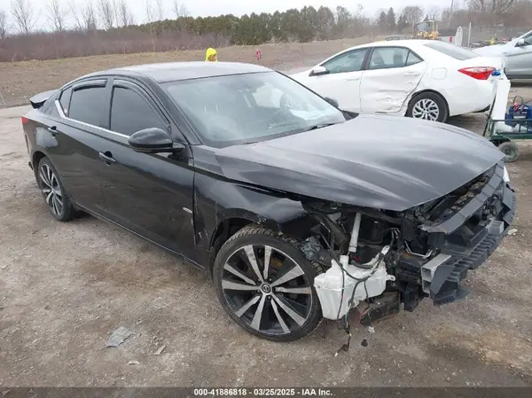 1N4BL4CW0KN303797 2019 NISSAN ALTIMA - Image 1