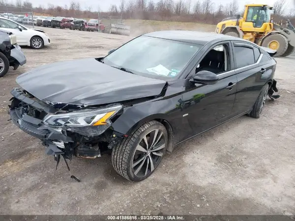 1N4BL4CW0KN303797 2019 NISSAN ALTIMA - Image 2