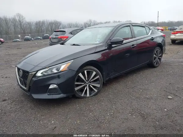 1N4BL4CW0KN320809 2019 NISSAN ALTIMA - Image 2