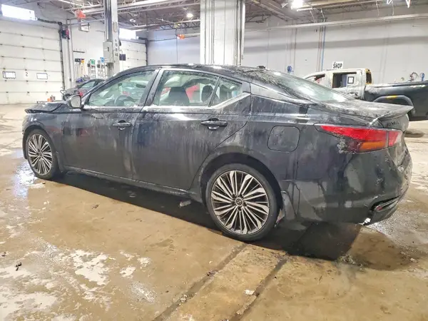 1N4BL4CW0NN301469 2022 NISSAN ALTIMA - Image 2