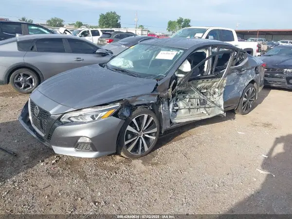 1N4BL4CW0NN357685 2022 NISSAN ALTIMA - Image 2