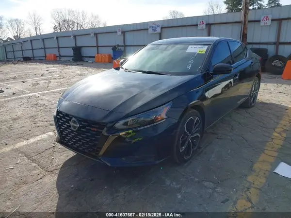 1N4BL4CW0RN393169 2024 NISSAN ALTIMA - Image 2