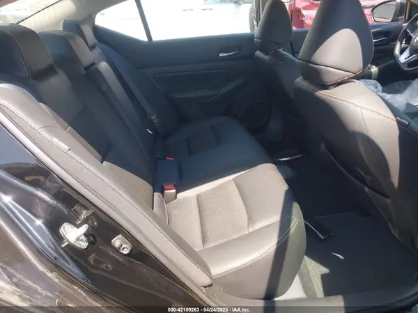 1N4BL4CW1KC256520 2019 NISSAN ALTIMA - Image 8