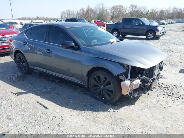 1N4BL4CW1KN305882 2019 NISSAN ALTIMA - Image 1
