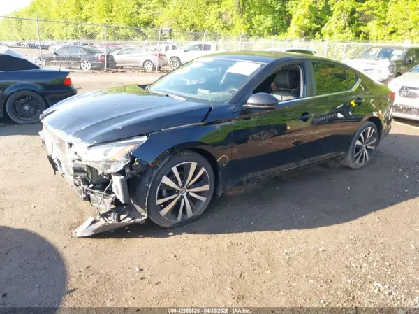 1N4BL4CW1KN311083 2019 NISSAN ALTIMA - Image 2