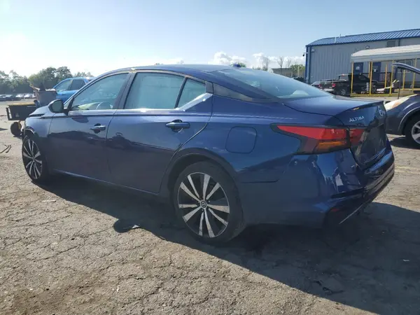 1N4BL4CW1KN321256 2019 NISSAN ALTIMA - Image 2