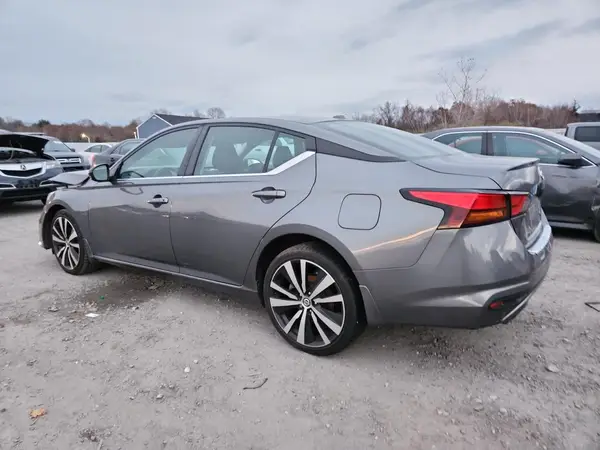 1N4BL4CW1KN325615 2019 NISSAN ALTIMA - Image 2