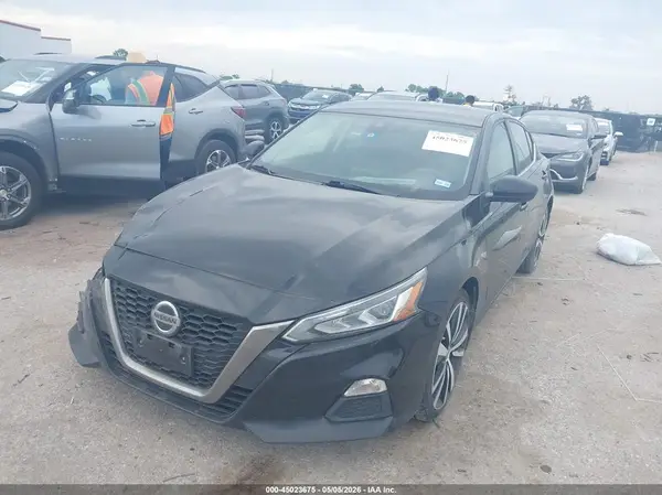 1N4BL4CW1LC115643 2020 NISSAN ALTIMA - Image 2