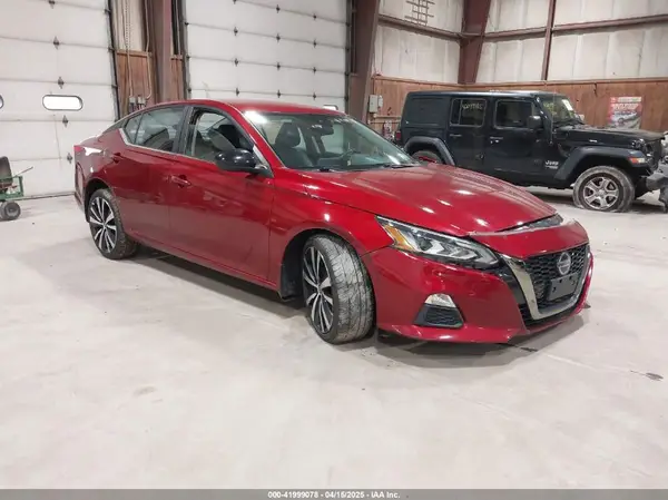 1N4BL4CW1LC147525 2020 NISSAN ALTIMA - Image 1