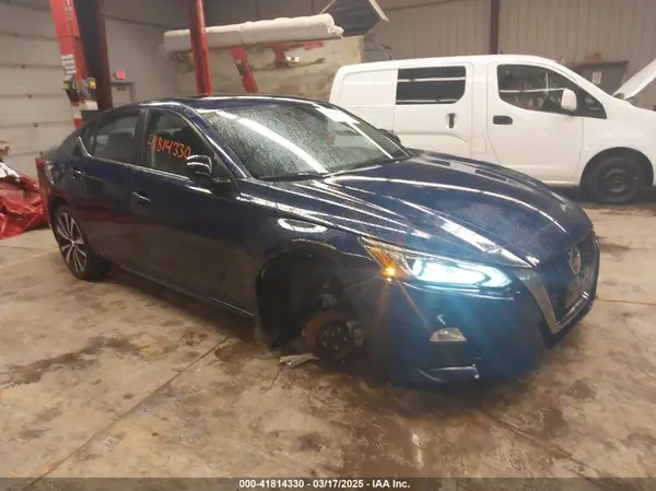 1N4BL4CW1MN417956 2021 NISSAN ALTIMA - Image 1