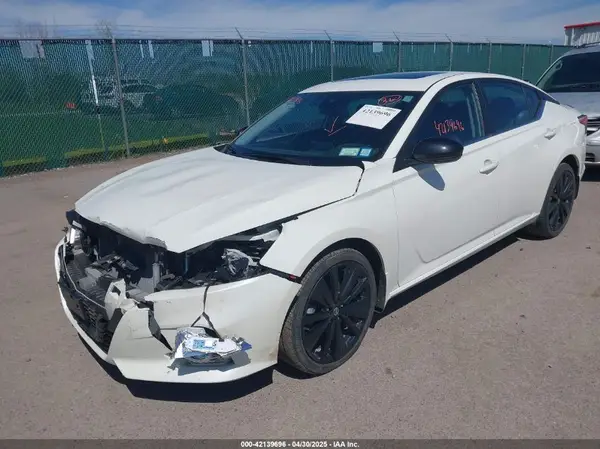 1N4BL4CW1NN351698 2022 NISSAN ALTIMA - Image 2