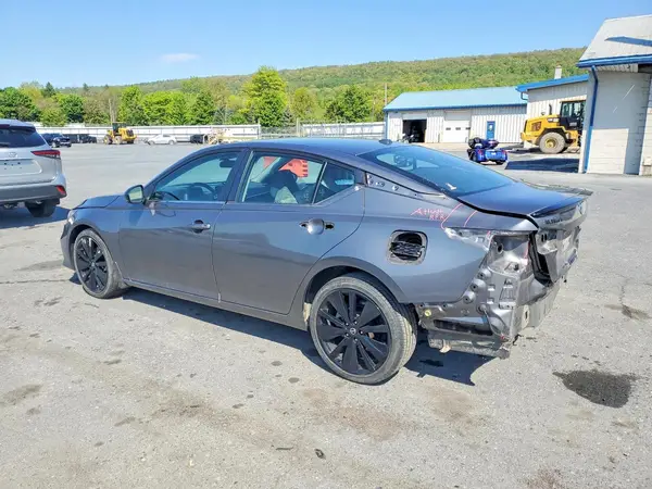 1N4BL4CW1NN379792 2022 NISSAN ALTIMA - Image 2