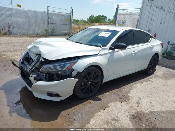 1N4BL4CW1NN386970 2022 NISSAN ALTIMA - Image 2