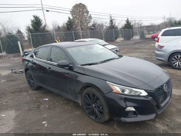 1N4BL4CW1NN396124 2022 NISSAN ALTIMA - Image 1