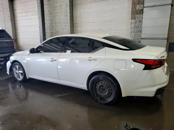 1N4BL4CW1PN415421 2023 NISSAN ALTIMA - Image 2