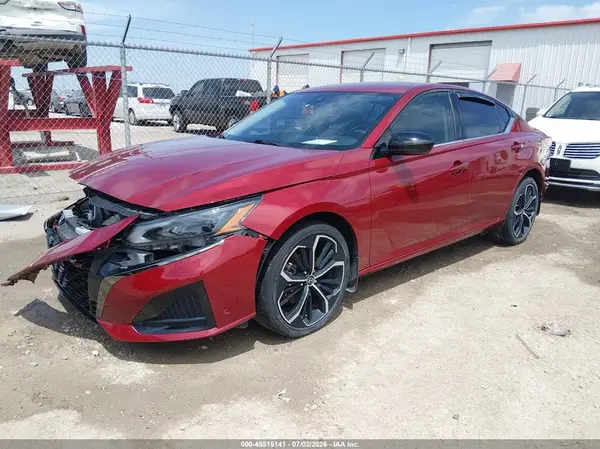1N4BL4CW1RN400355 2024 NISSAN ALTIMA - Image 2