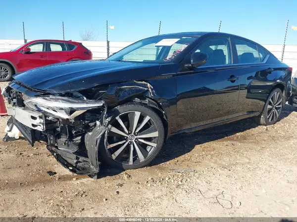 1N4BL4CW2KC147726 2019 NISSAN ALTIMA - Image 2